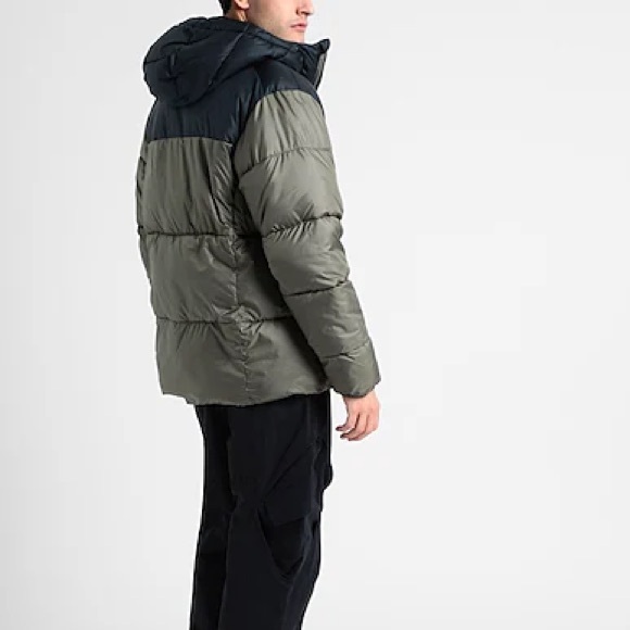 NWT Columbia Puffect Hooded Jacket - Picture 3 of 4